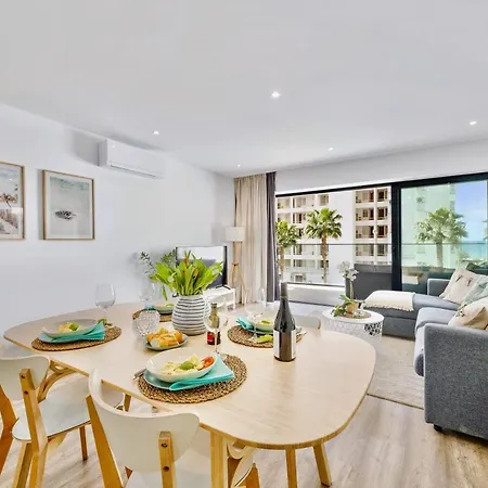 Bright Modern Beachside With Pool & Seaview Appartement Quarteira